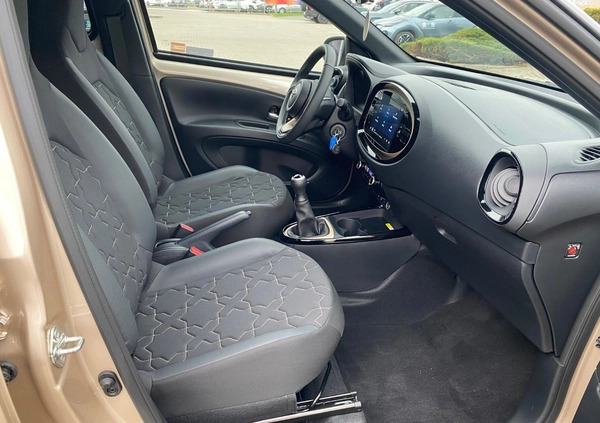 Toyota Aygo X cena 82500 przebieg: 230, rok produkcji 2023 z Kalisz małe 596